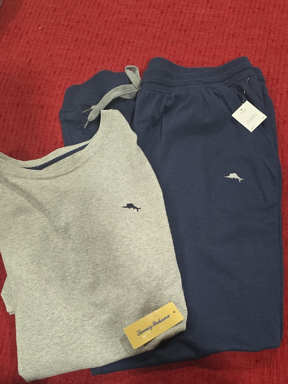 Tommy Bahama Grey & Navy Pajama Set.  Mens Size Lg. NWT